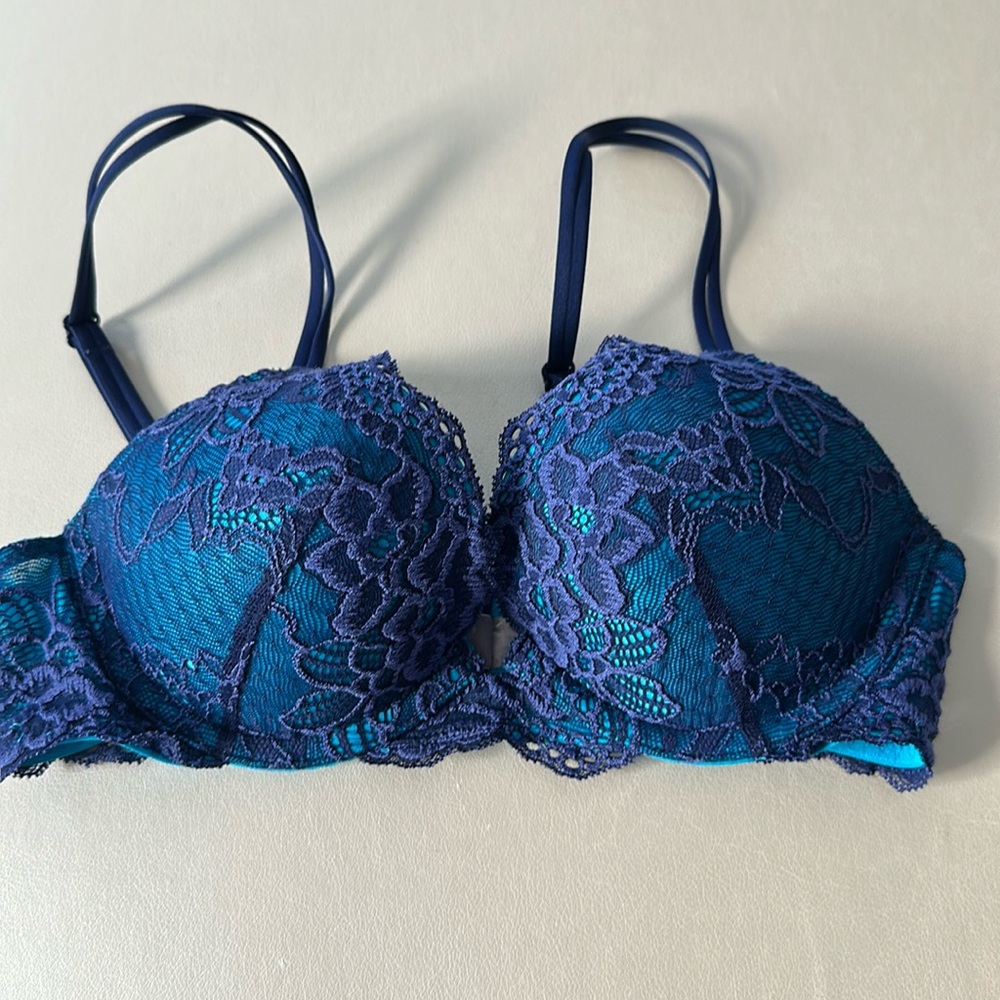 Victoria’s Secret bra padded push up Lace New